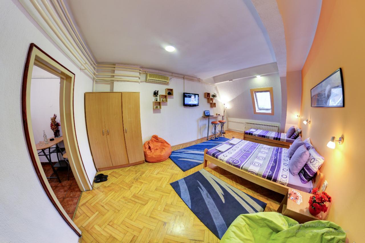 Hostel No9 Belgrado Esterno foto